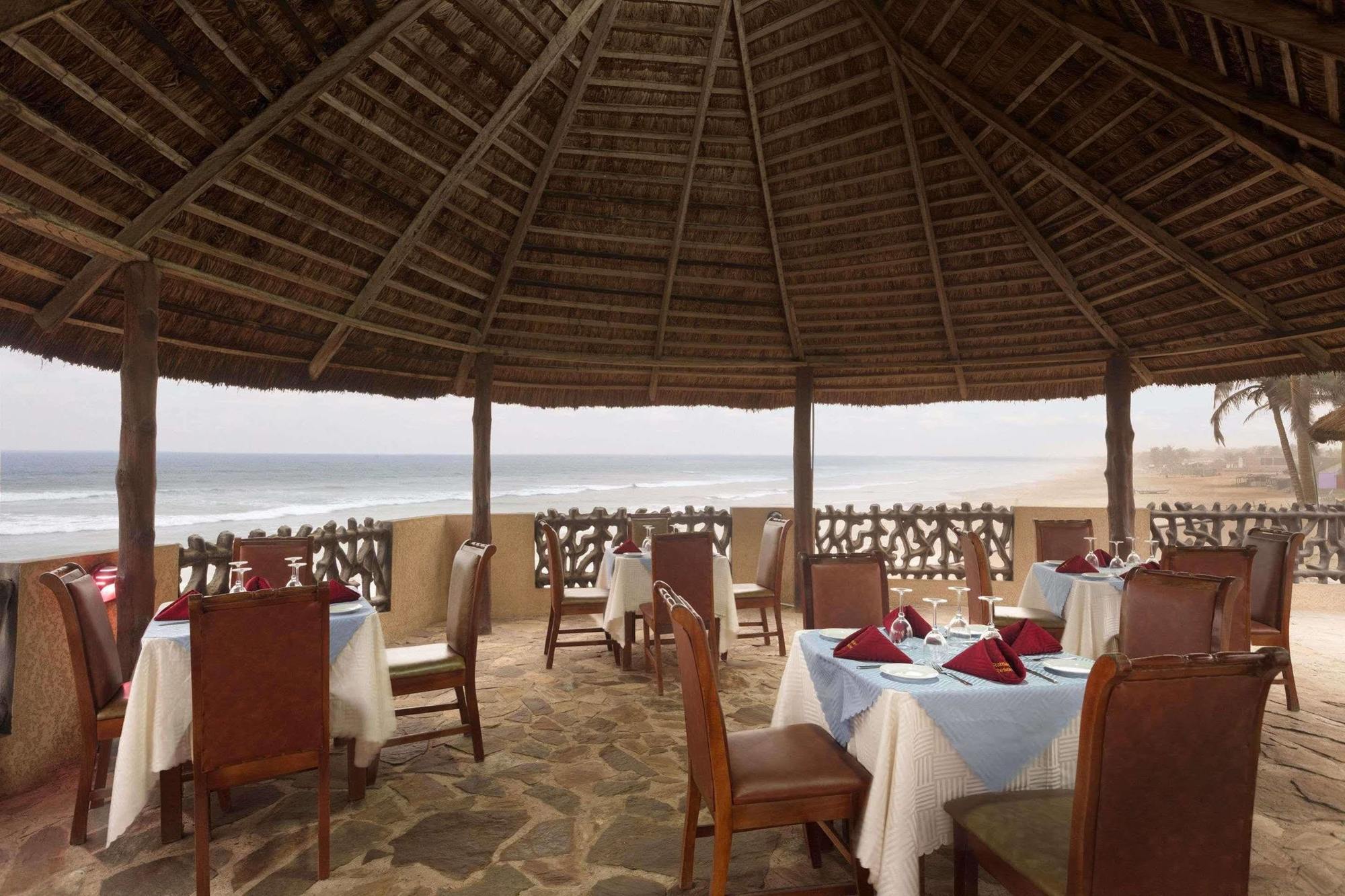 Ramada Resort Accra Eksteriør bilde