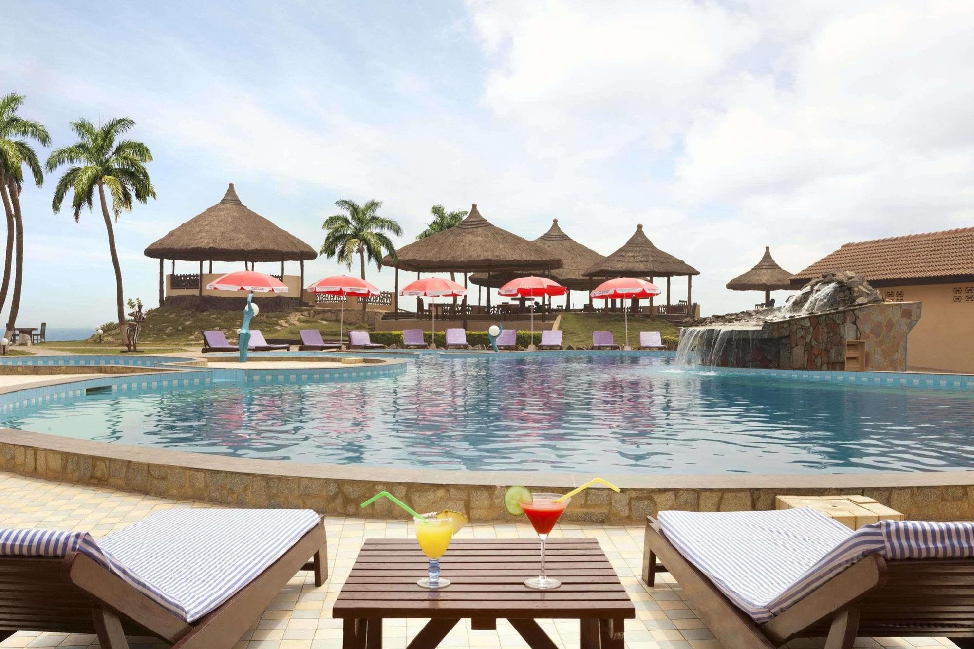Ramada Resort Accra Eksteriør bilde
