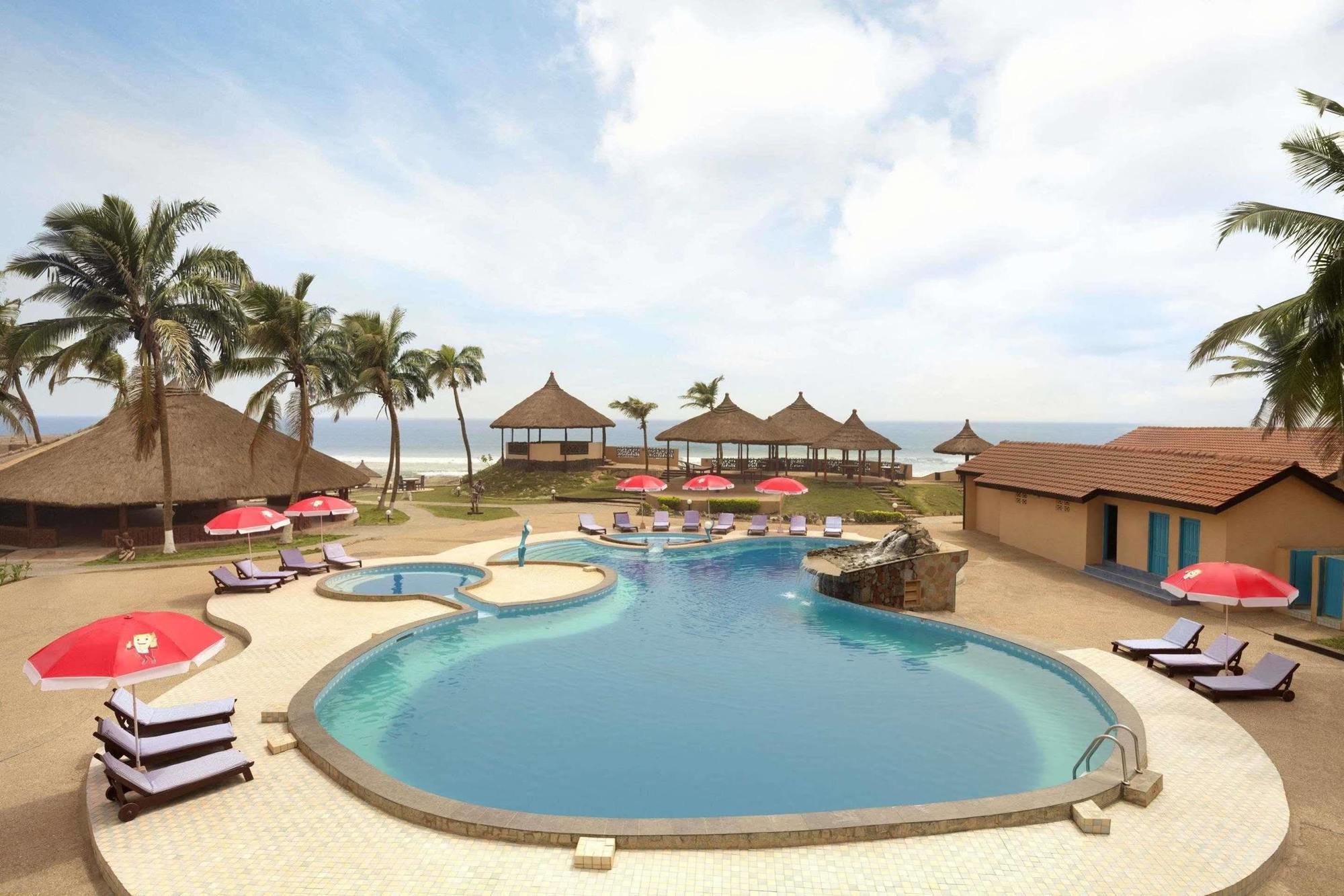 Ramada Resort Accra Eksteriør bilde