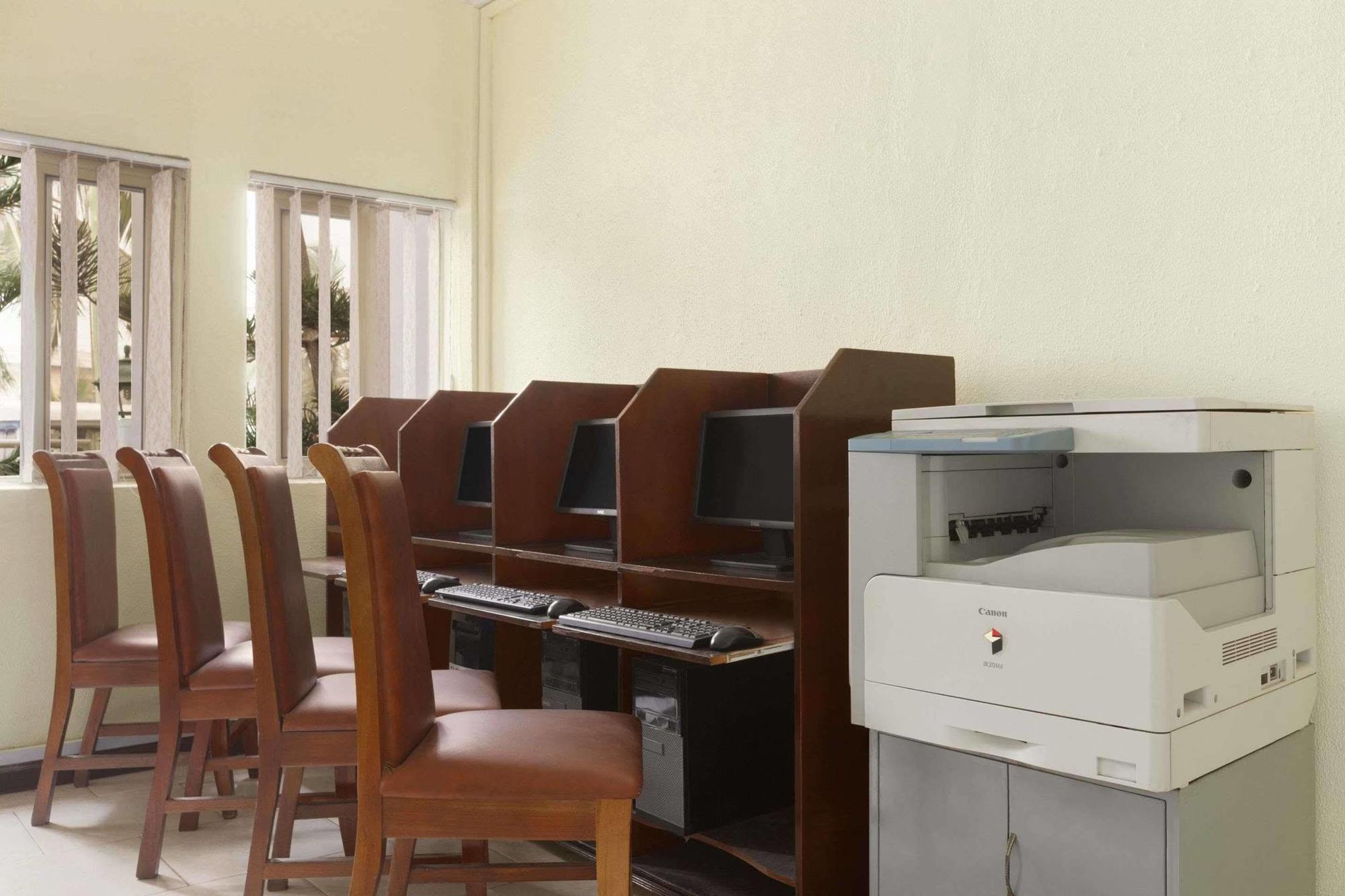 Ramada Resort Accra Eksteriør bilde